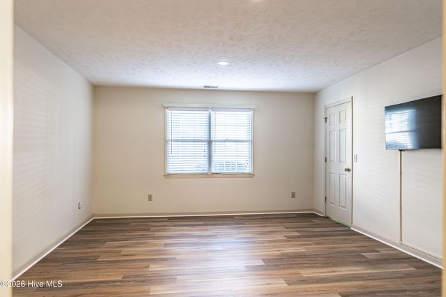 760 Pinehurst Trace Drive, Pinehurst, NC 28374