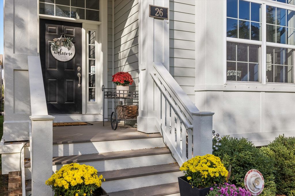26 N Dryden Place, Arlington Heights, IL 60004 — photo 2