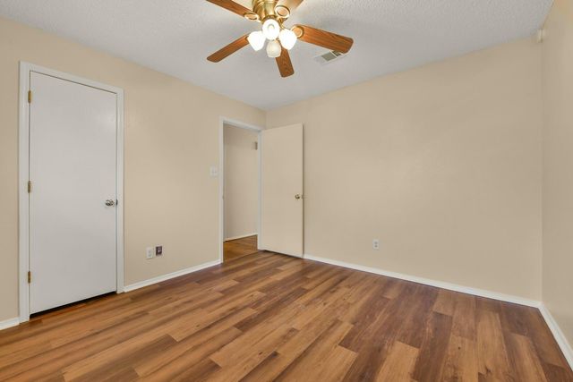2525 40th Avenue N, Texas City, TX 77590