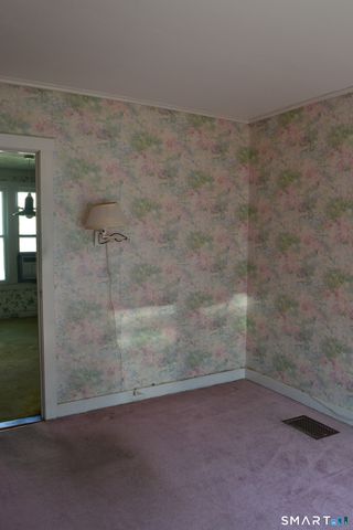56 Lovell Avenue, Windsor, CT 06095