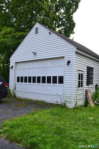 56 Lovell Avenue, Windsor, CT 06095
