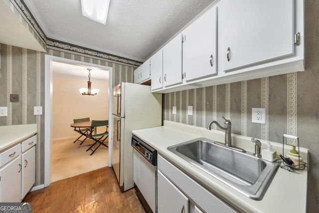 513 Park Ridge Circle, Marietta, GA 30068