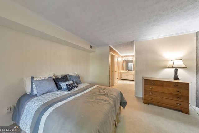 513 Park Ridge Circle, Marietta, GA 30068