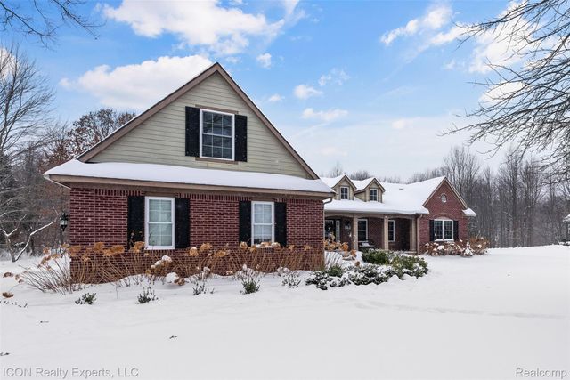 11185 Cassidy Trail, Springfield Charter Township, MI 48350