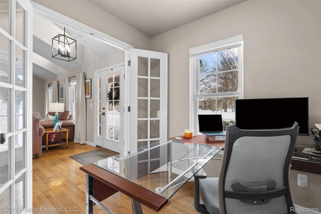 11185 Cassidy Trail, Springfield Charter Township, MI 48350