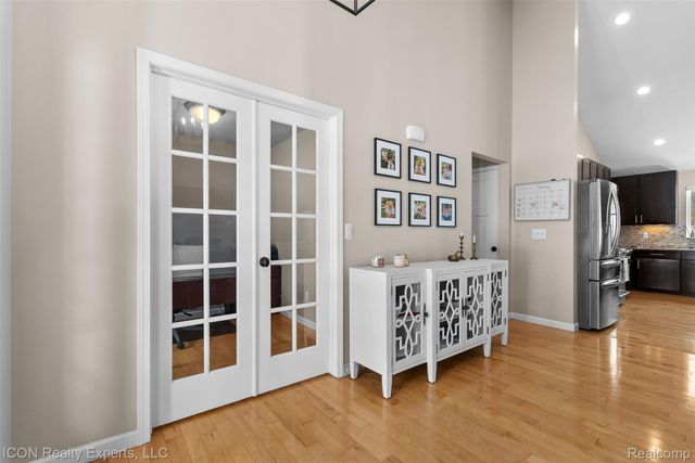 11185 Cassidy Trail, Springfield Charter Township, MI 48350