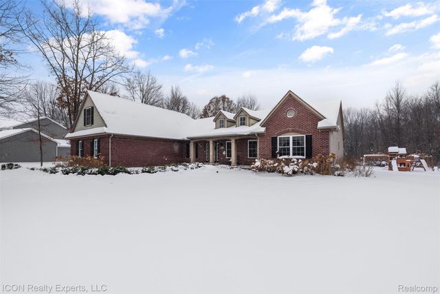 11185 Cassidy Trail, Springfield Charter Township, MI 48350