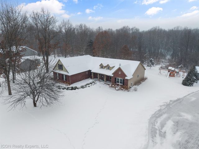 11185 Cassidy Trail, Springfield Charter Township, MI 48350
