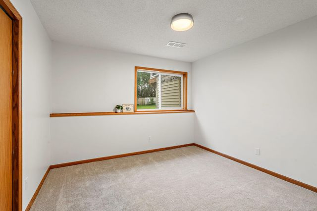 6284 Corwin Court, Inver Grove Heights, MN 55076