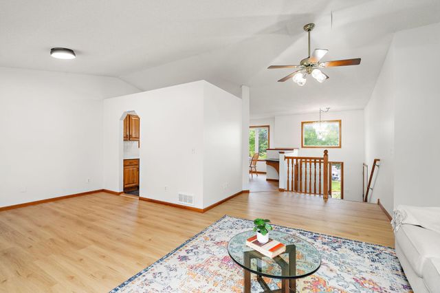 6284 Corwin Court, Inver Grove Heights, MN 55076