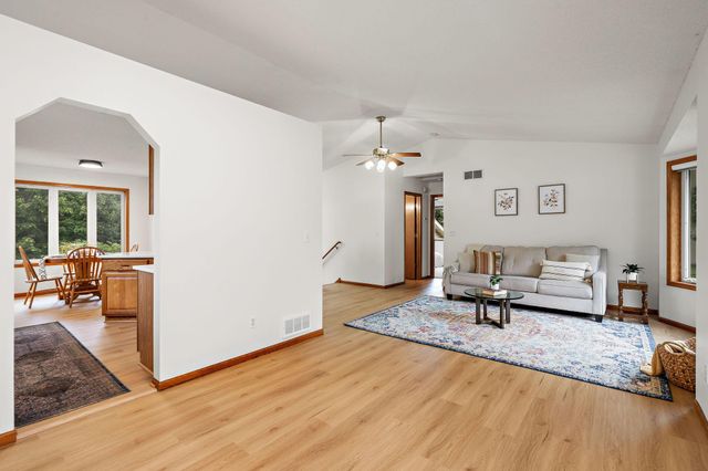 6284 Corwin Court, Inver Grove Heights, MN 55076