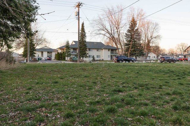 11402 E 4th Ave, Spokane Valley, WA 99206