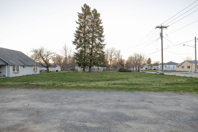 11402 E 4th Ave, Spokane Valley, WA 99206