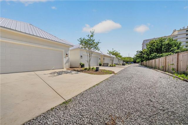 916 Church Street, Mobile, AL 36604