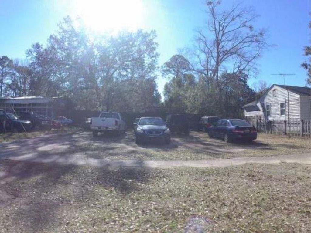 2301 Government Street, Mobile, AL 36606 — photo 2