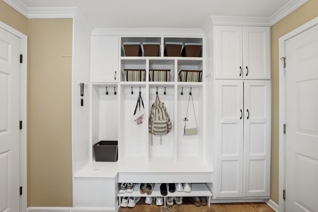 6 Reedsworth Court, Algonquin, IL 60102