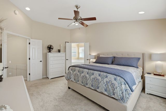 6 Reedsworth Court, Algonquin, IL 60102