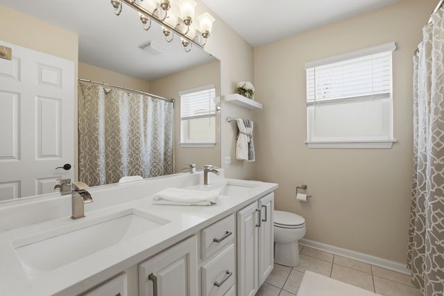 6 Reedsworth Court, Algonquin, IL 60102