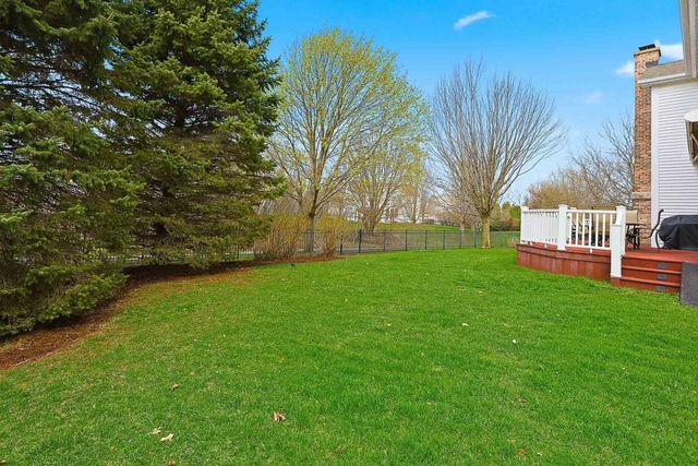 6 Reedsworth Court, Algonquin, IL 60102