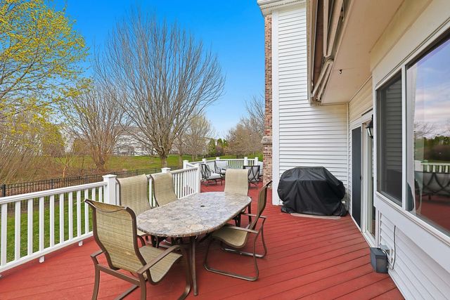 6 Reedsworth Court, Algonquin, IL 60102