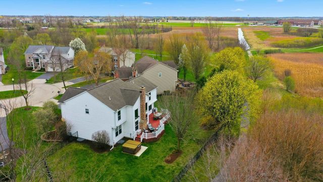 6 Reedsworth Court, Algonquin, IL 60102