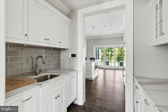 1551 BUTLER PIKE, Blue Bell, PA 19422