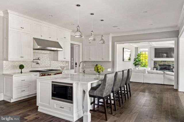 1551 BUTLER PIKE, Blue Bell, PA 19422