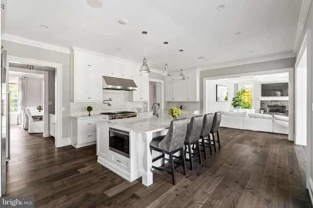 1551 BUTLER PIKE, Blue Bell, PA 19422