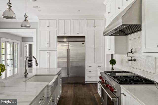 1551 BUTLER PIKE, Blue Bell, PA 19422