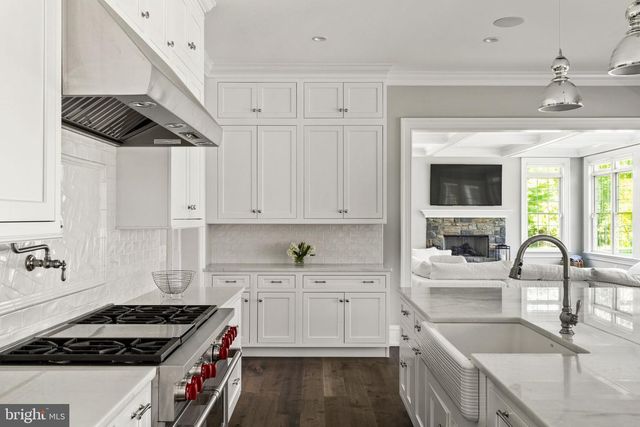 1551 BUTLER PIKE, Blue Bell, PA 19422