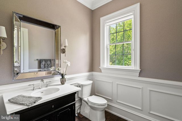 1551 BUTLER PIKE, Blue Bell, PA 19422