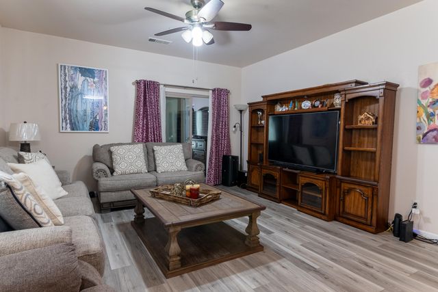 209 S Belmont Street, Delano, CA 93215