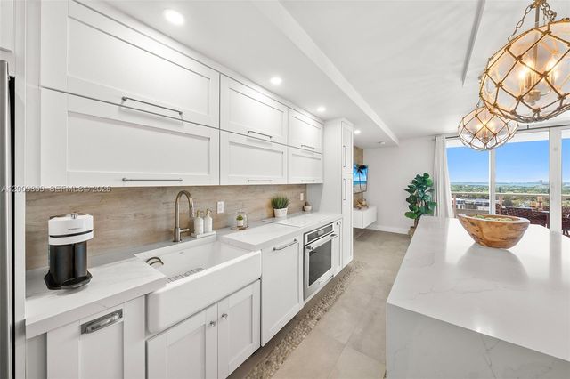 2301 Collins Ave 1533, Miami Beach, FL 33139