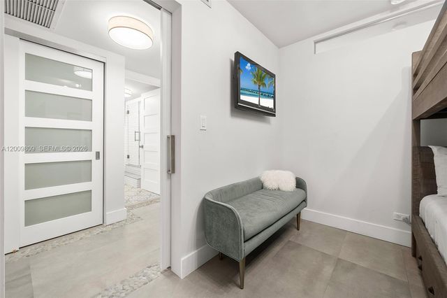 2301 Collins Ave 1533, Miami Beach, FL 33139