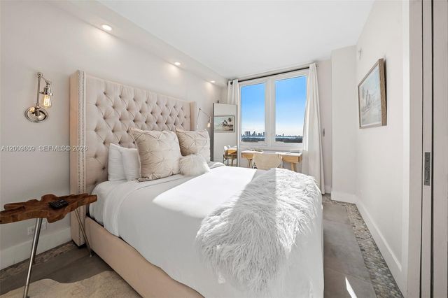 2301 Collins Ave 1533, Miami Beach, FL 33139