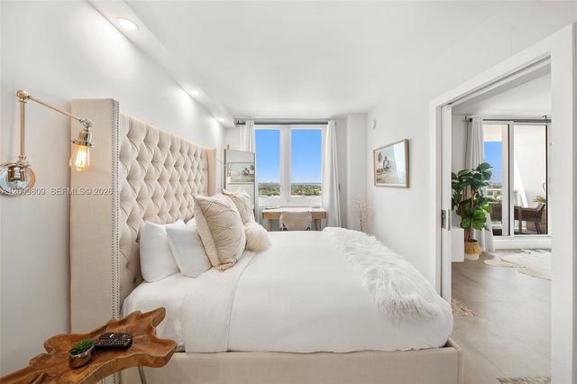2301 Collins Ave 1533, Miami Beach, FL 33139