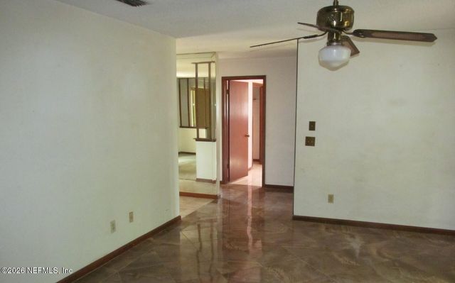 8456 BOYSENBERRY Lane W, Jacksonville, FL 32244