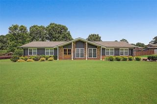 30 Benham Circle, Cartersville, GA 30120