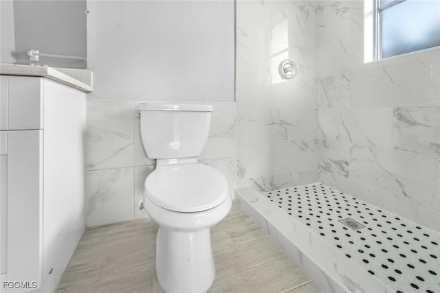 2935 SE 15th PL 2, Cape Coral, FL 33904