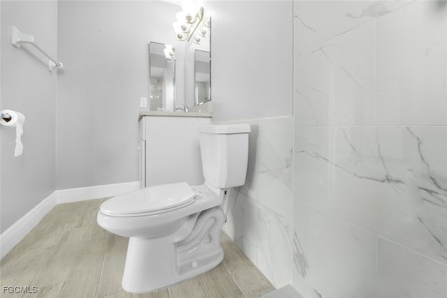 2935 SE 15th PL 2, Cape Coral, FL 33904