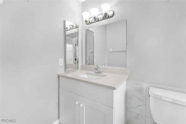 2935 SE 15th PL 2, Cape Coral, FL 33904