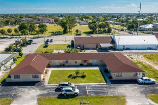 2935 SE 15th PL 2, Cape Coral, FL 33904