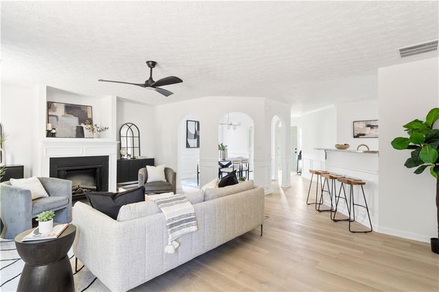 1161 Gable Terrace, Jonesboro, GA 30236