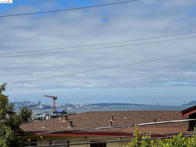 2 Panoramic Way 105, Berkeley, CA 94704
