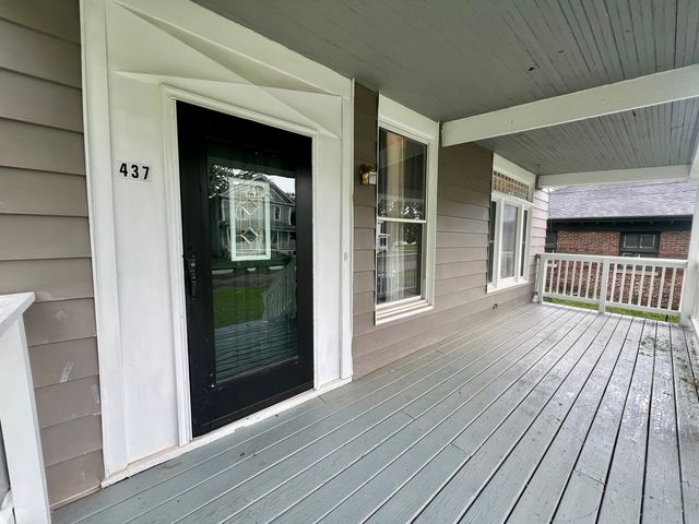 437 Powers Lane, Decatur, IL 62522