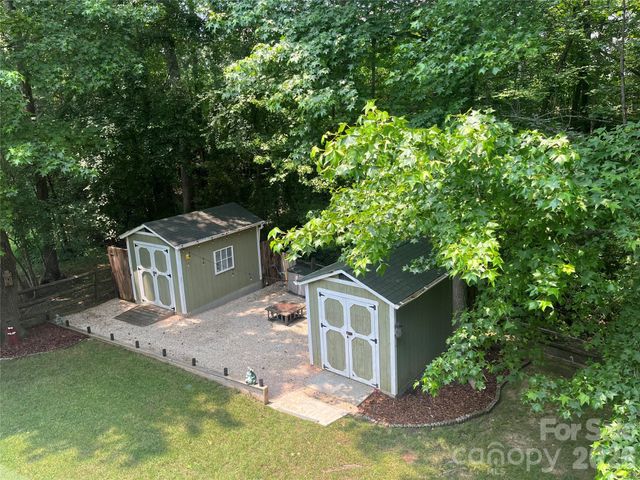 829 Savannah Place Drive, Fort Mill, SC 29715