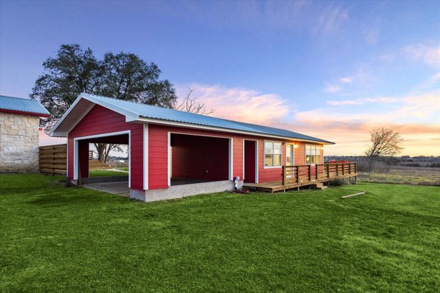 1155 Lomax Harmel Road, Burton, TX 77835