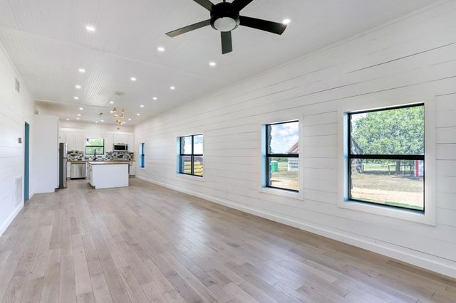 1155 Lomax Harmel Road, Burton, TX 77835