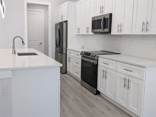 3027 SW 16TH PLACE, Cape Coral, FL 33914