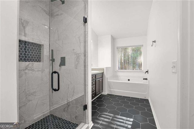 702 Barberry Drive, Woodstock, GA 30188